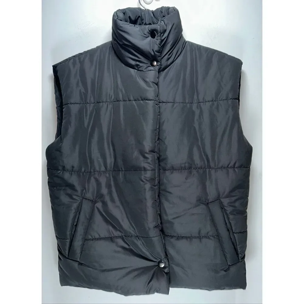 Black quilted vest size small
